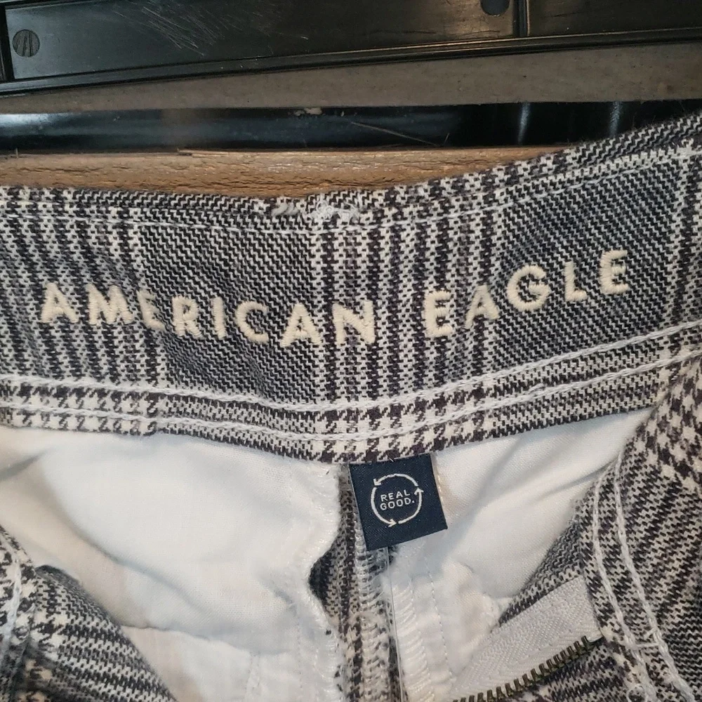 American Eagle Womens Gray Plaid Pants - Picture 5 of 5